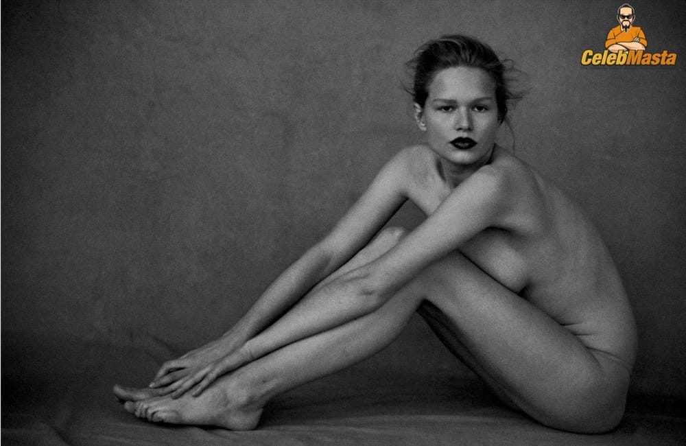 Anna Ewers Anna Ewers