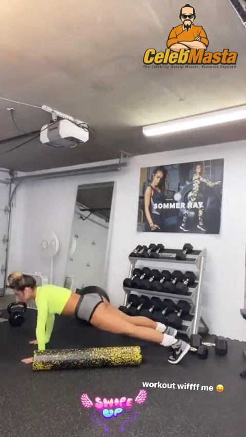 Sommer Ray