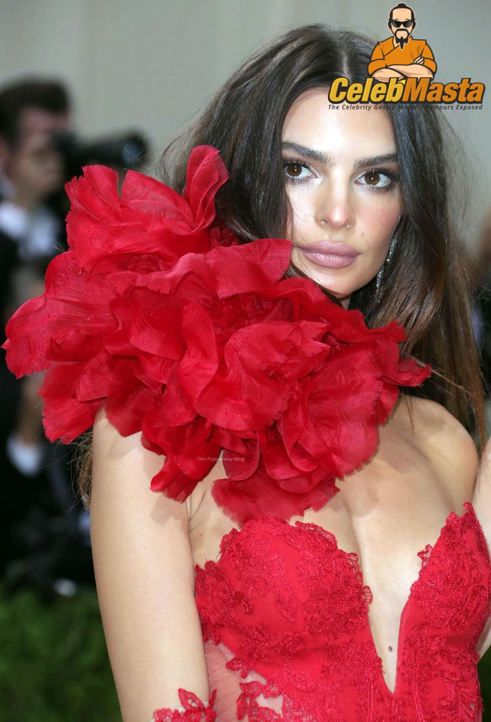 Emily Ratajkowski
