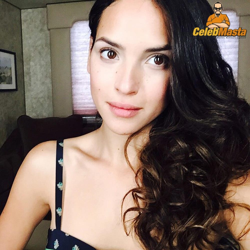 Adria Arjona