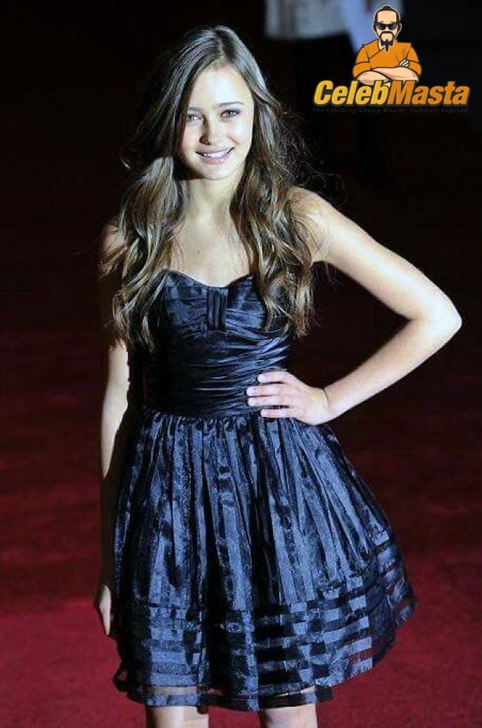 Ella Purnell