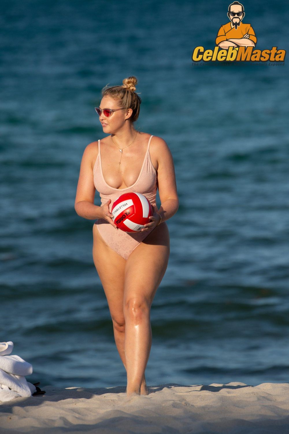 Iskra Lawrence