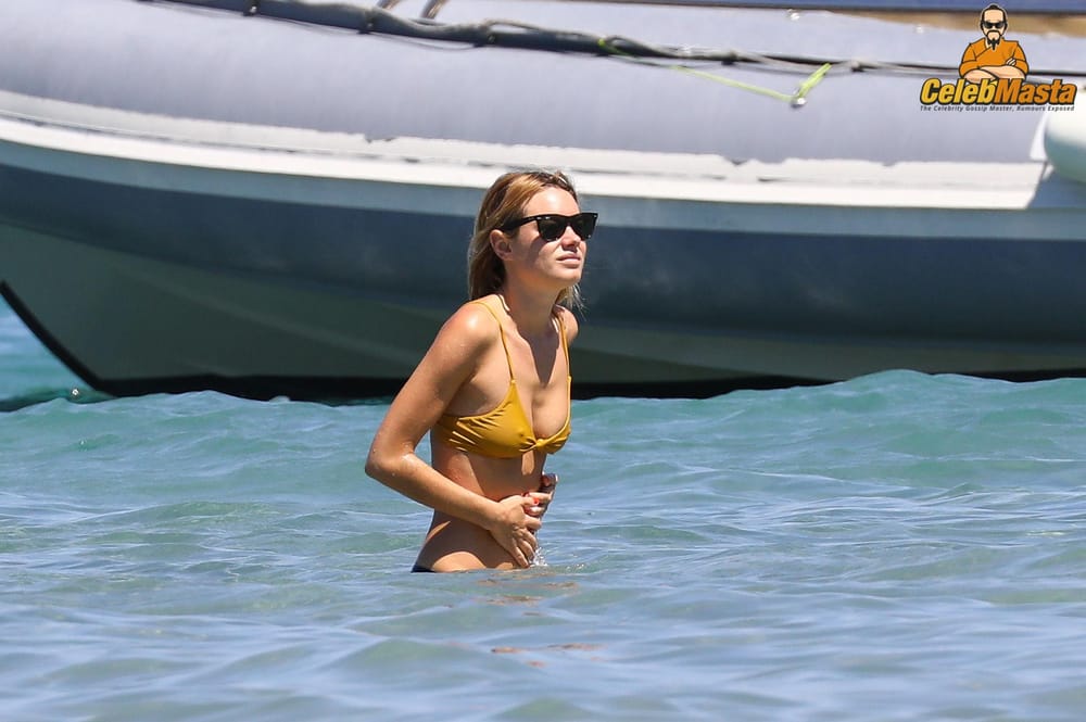 Camille Rowe