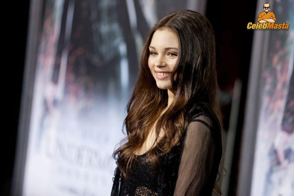 India Eisley