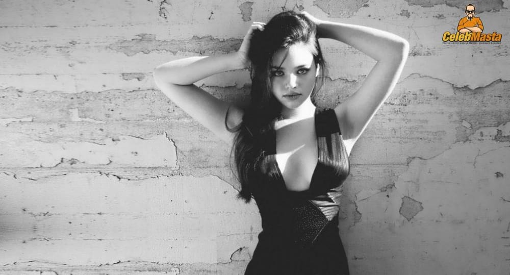 India Eisley