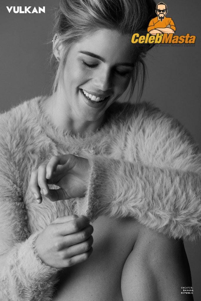 Emily Bett Rickards