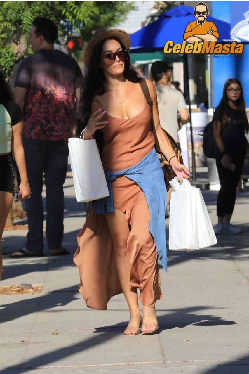 Nikki Bella