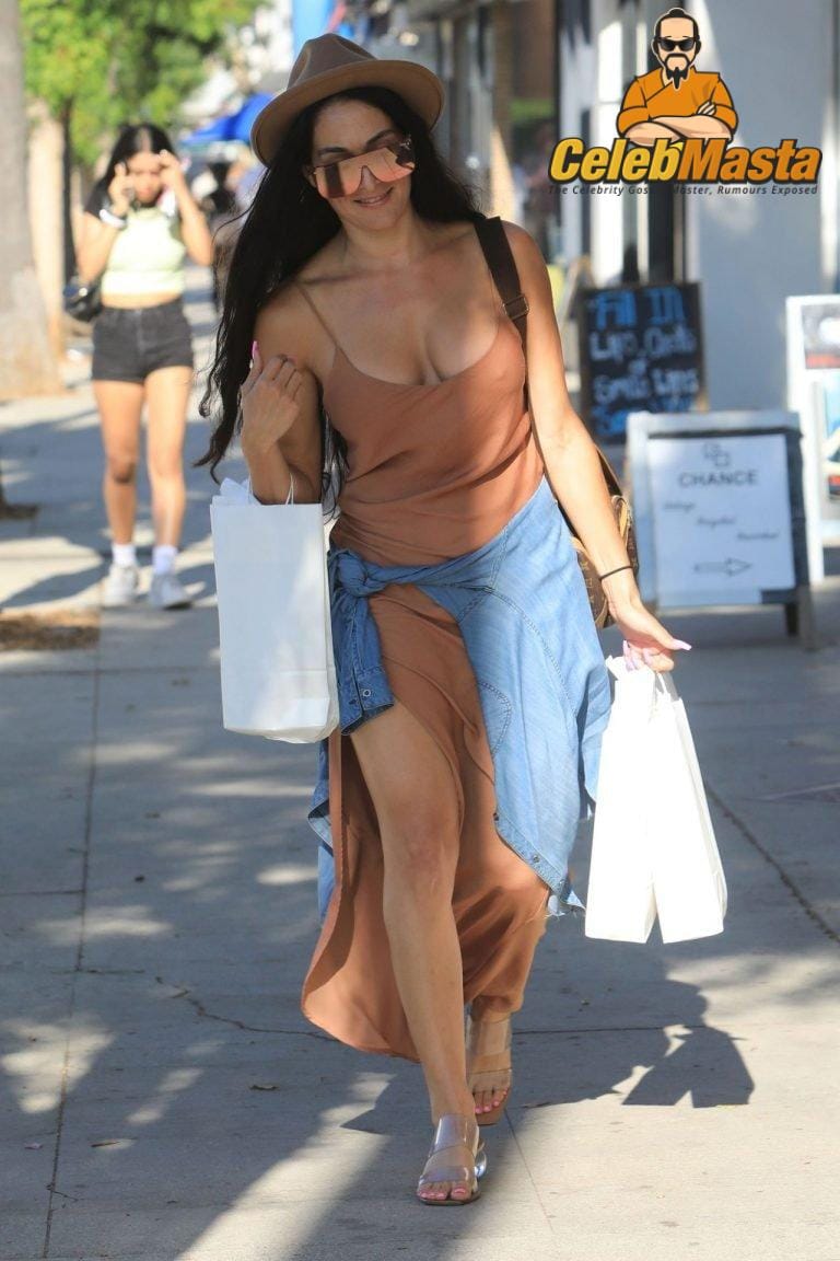 Nikki Bella