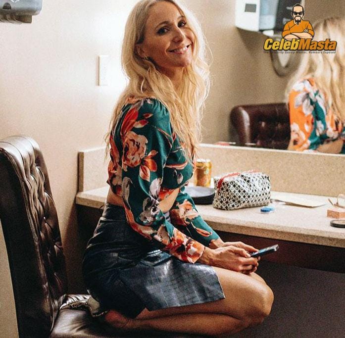 Nikki Glaser