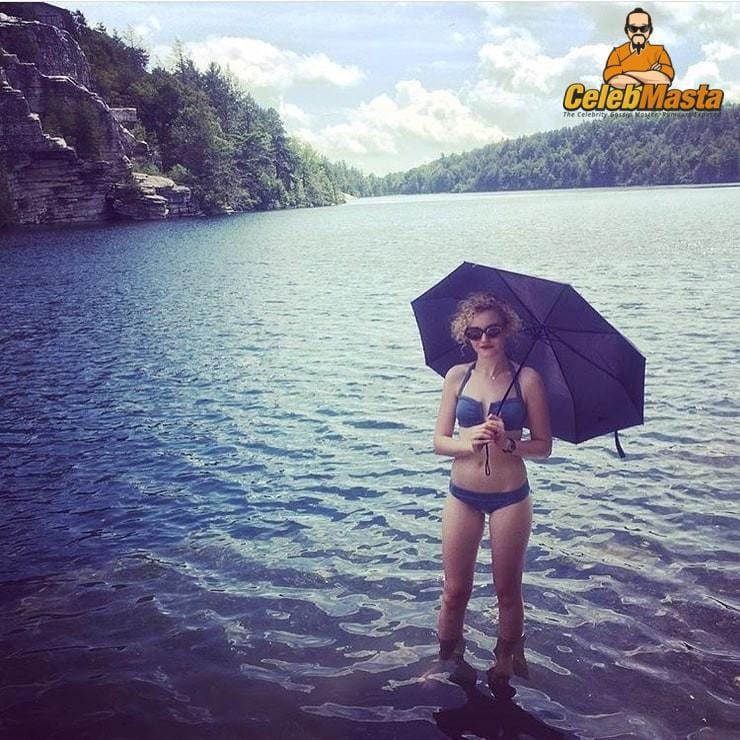Julia Garner