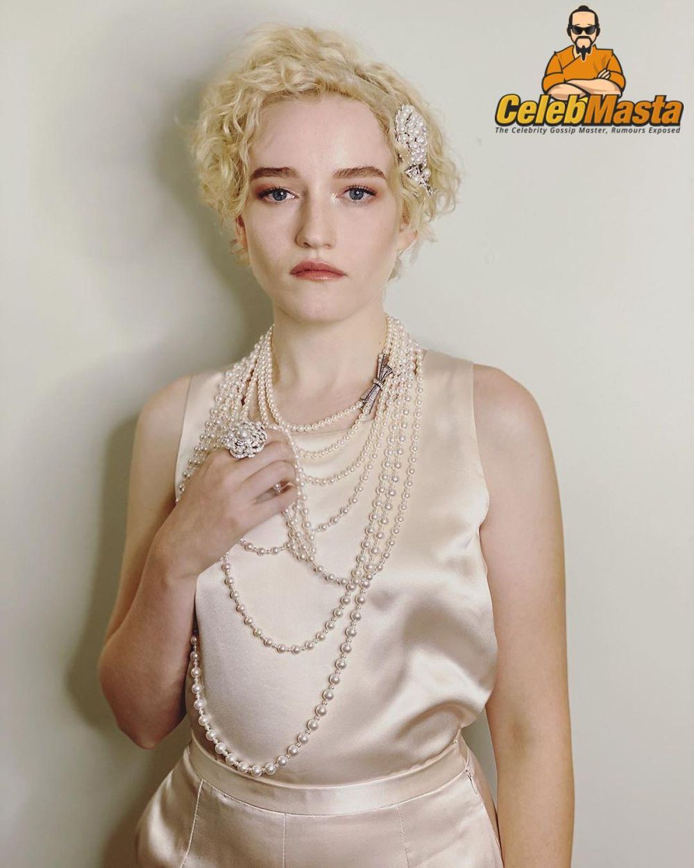 Julia Garner