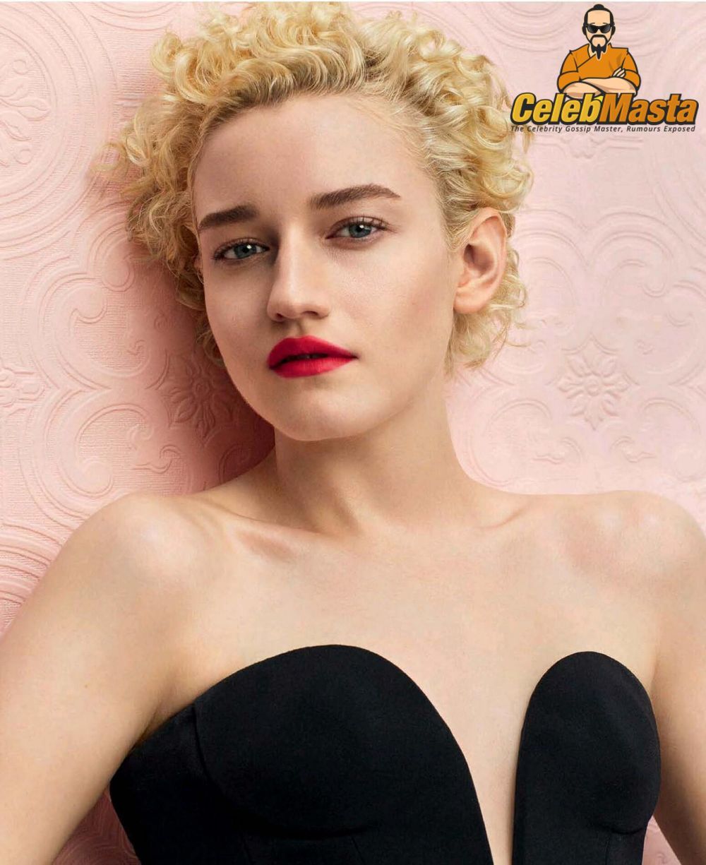 Julia Garner