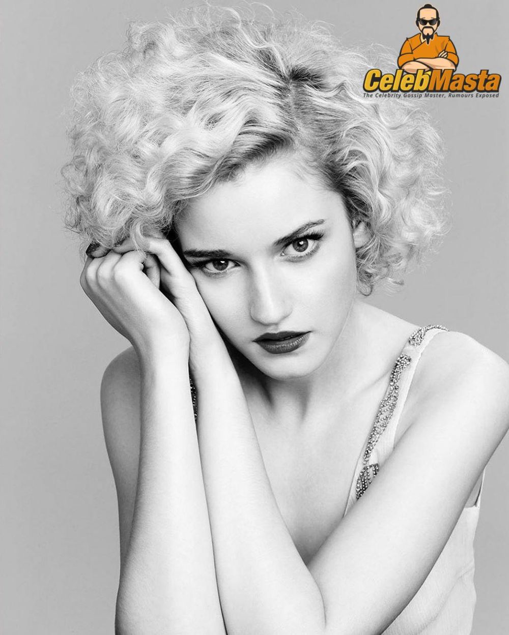 Julia Garner
