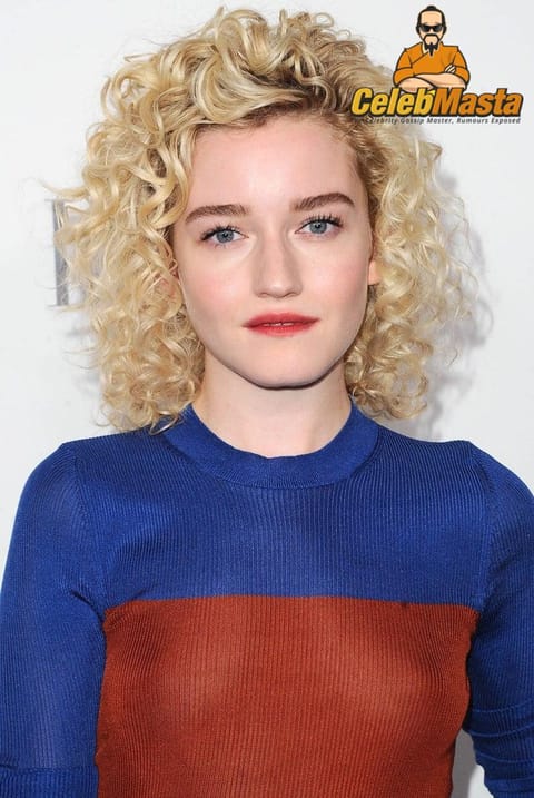 Julia Garner