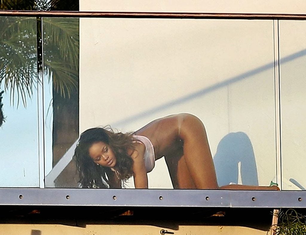 Rihanna 62