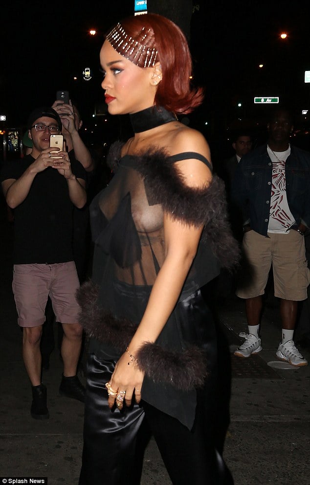 Rihanna 26