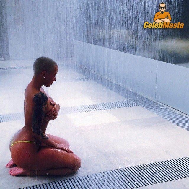 Amber Rose