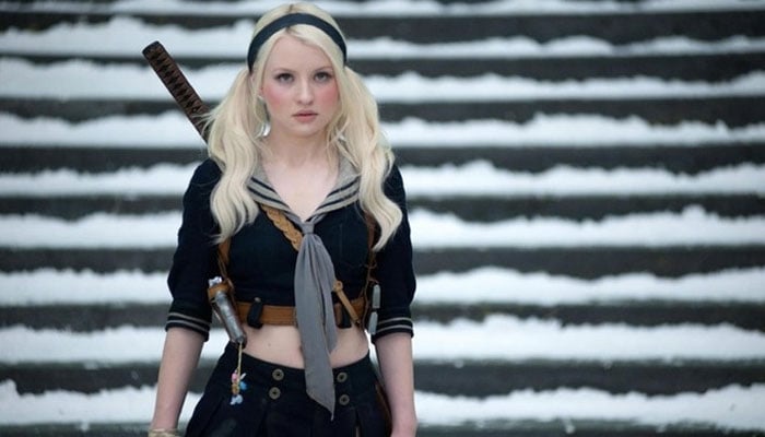 Emily Browning 24