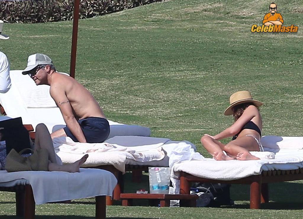 Jessica Alba Sex Scene Videos and Nude Photos