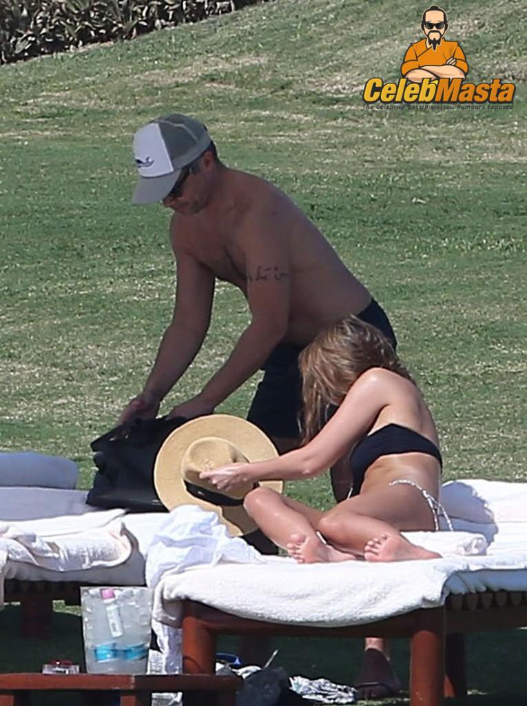 Jessica Alba Sex Scene Videos and Nude Photos