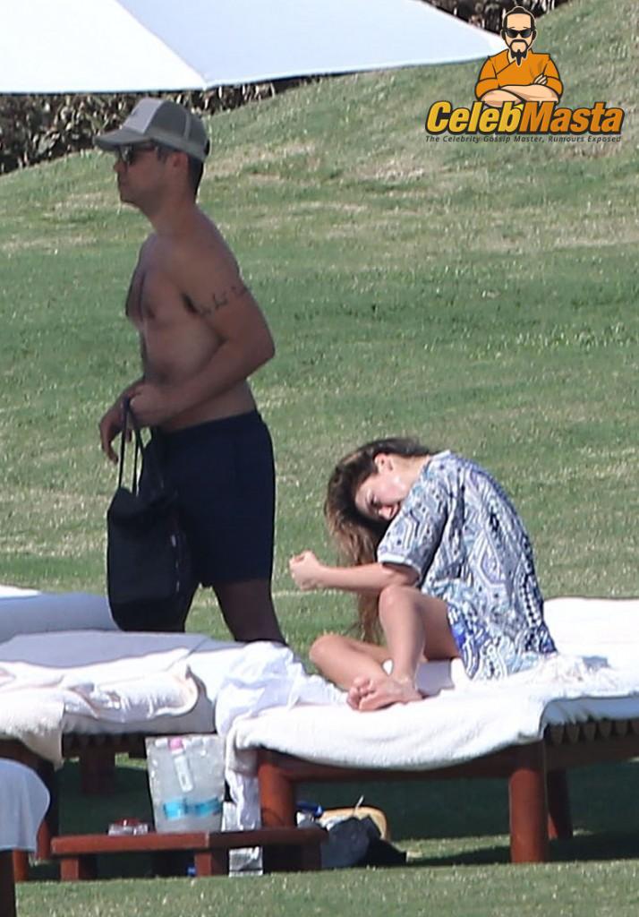Jessica Alba Sex Scene Videos and Nude Photos