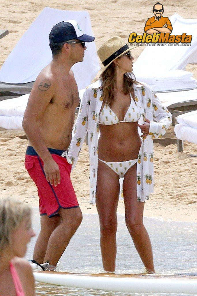 Jessica Alba Sex Scene Videos and Nude Photos