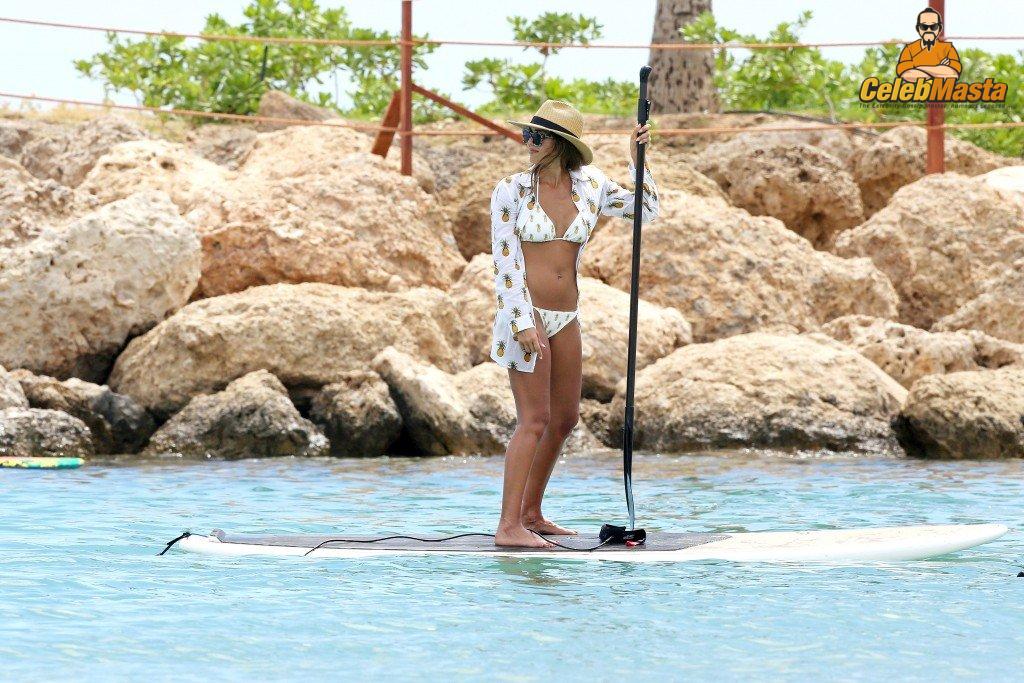Jessica Alba Sex Scene Videos and Nude Photos