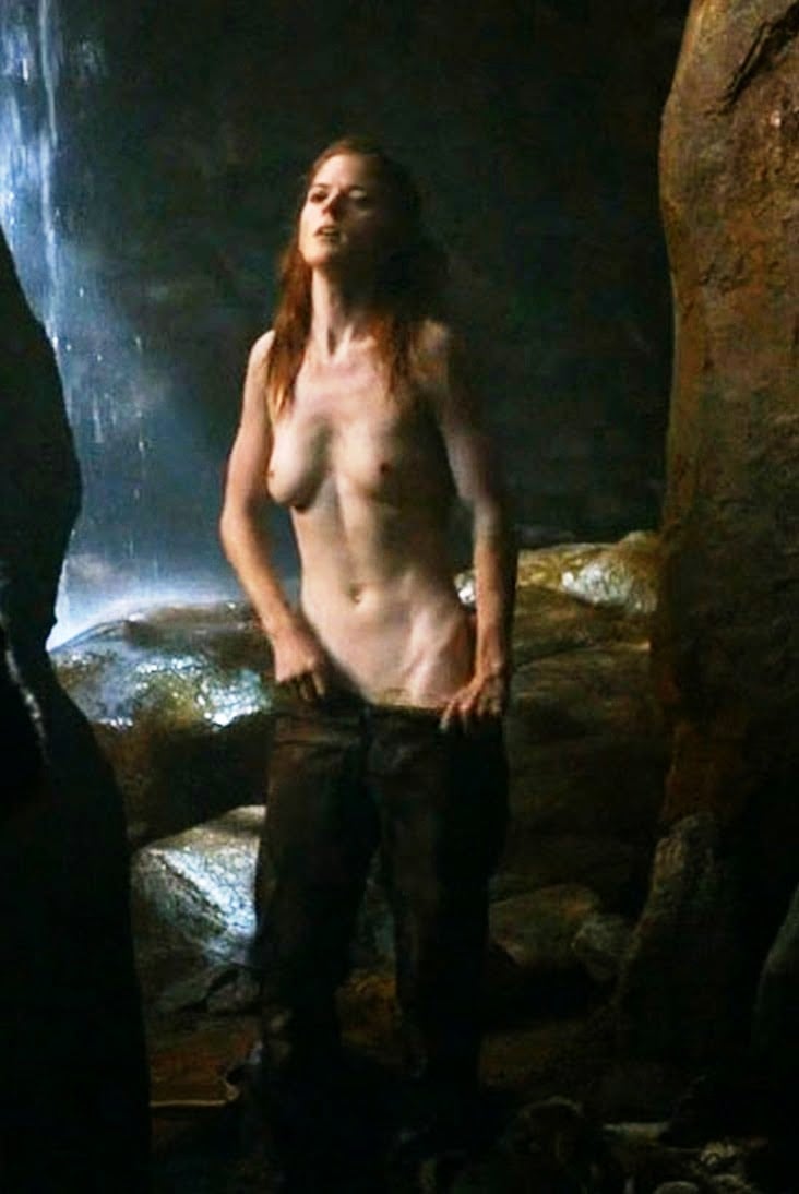 Rose Leslie