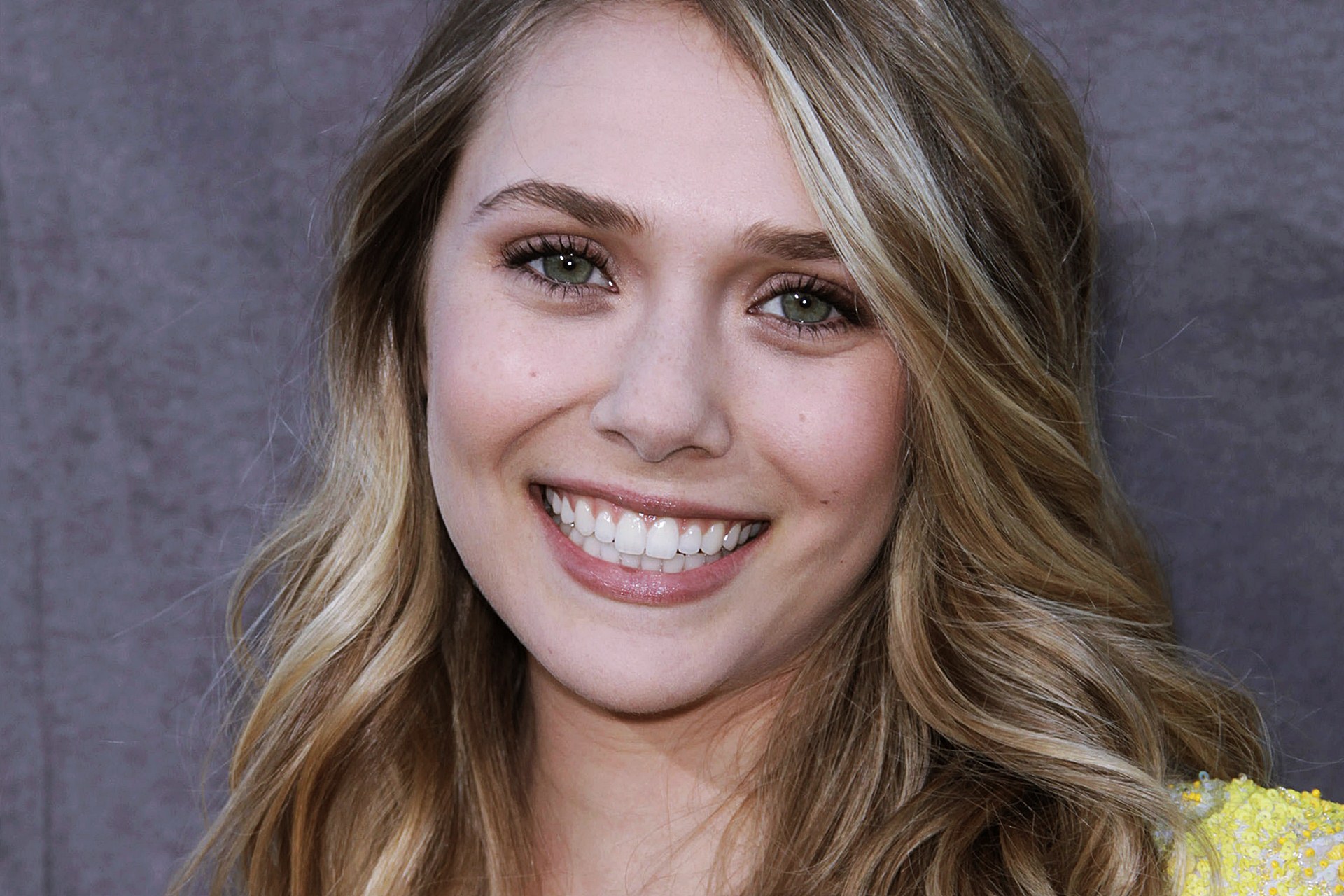 Elizabeth Olsen Sex Scene Videos and Nude Photos