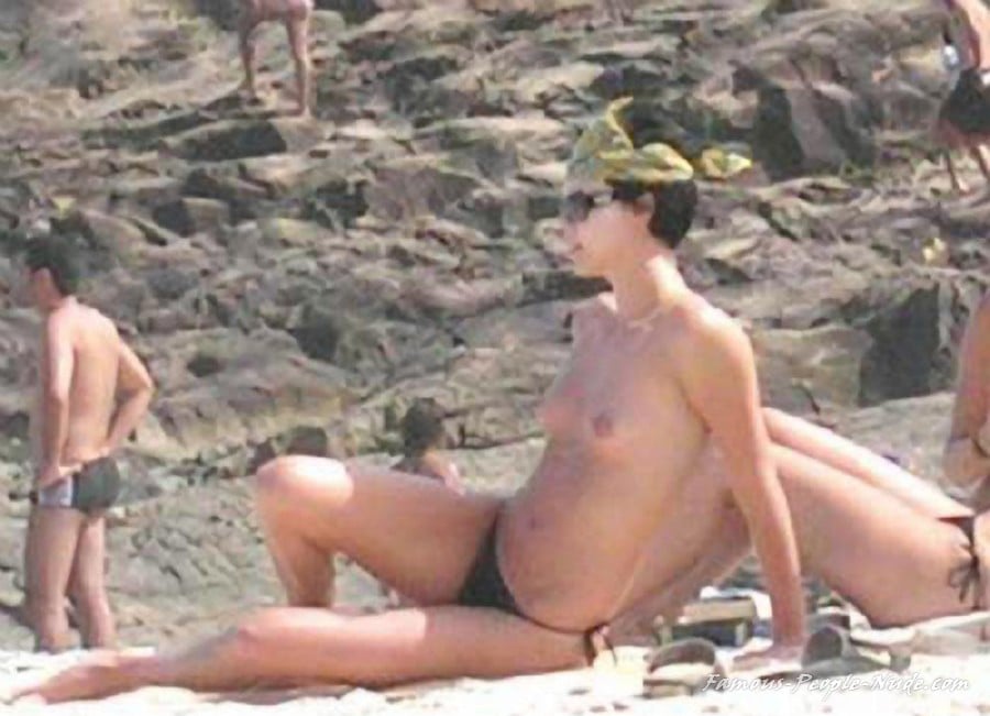 Charlize Theron Sex Scene Videos and Nude Photos
