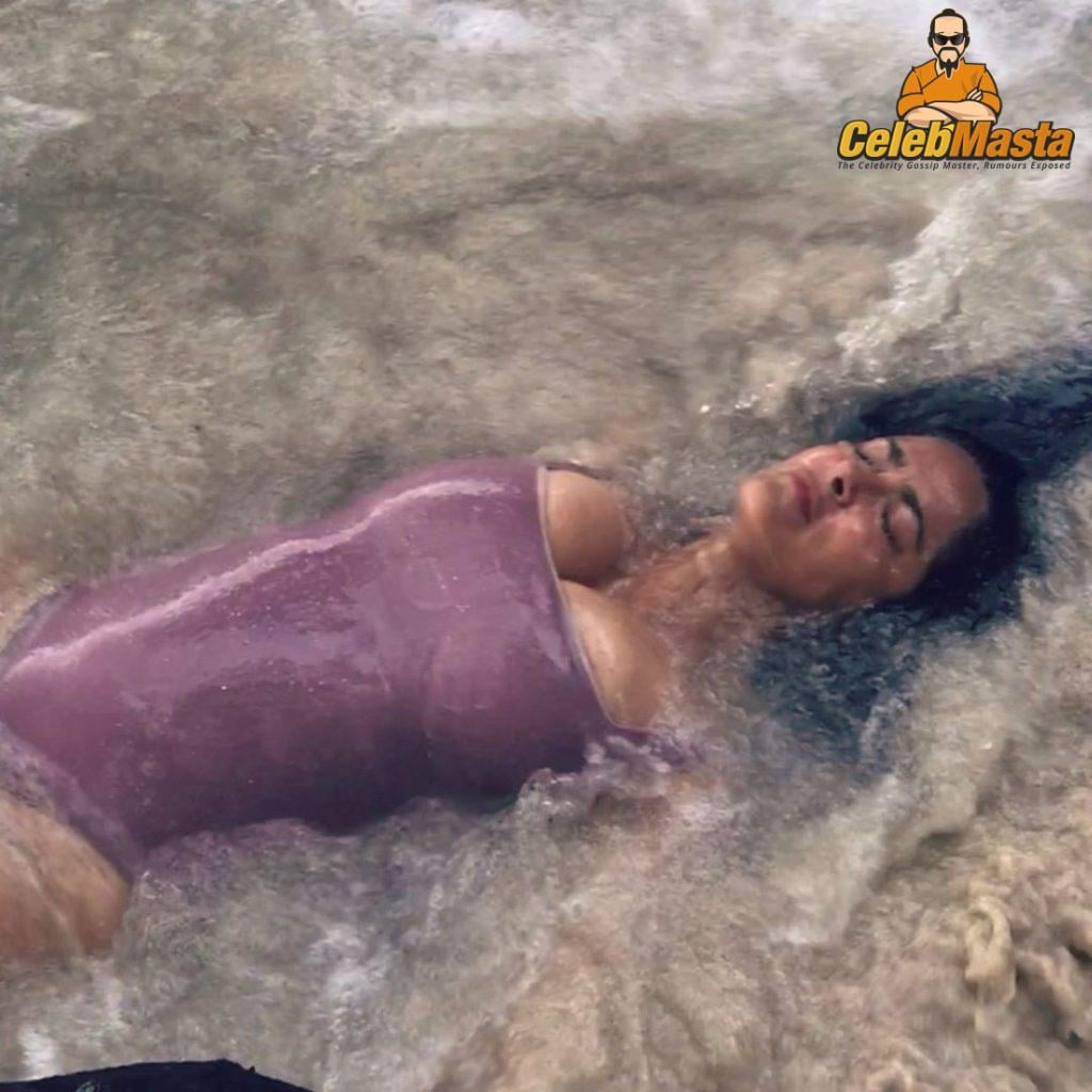 Salma Hayek Sex Scene Videos and Nude Photos