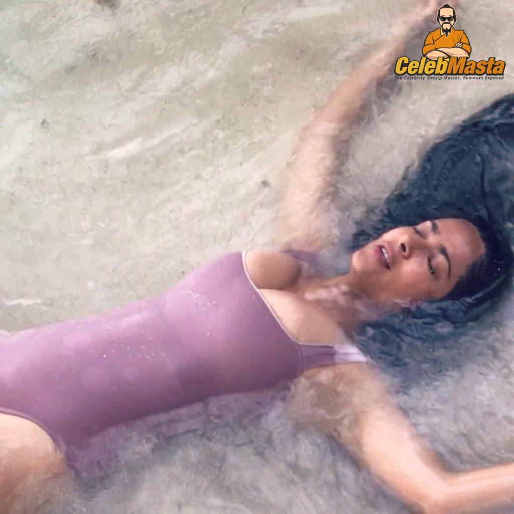 Salma Hayek Sex Scene Videos and Nude Photos