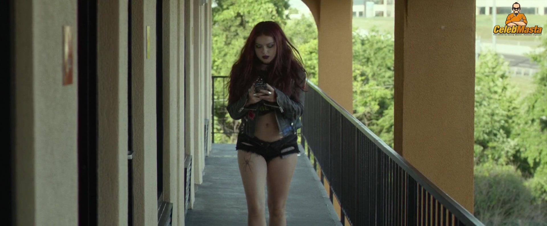 Ariel Winter Sex Scene Videos and Nude Photos