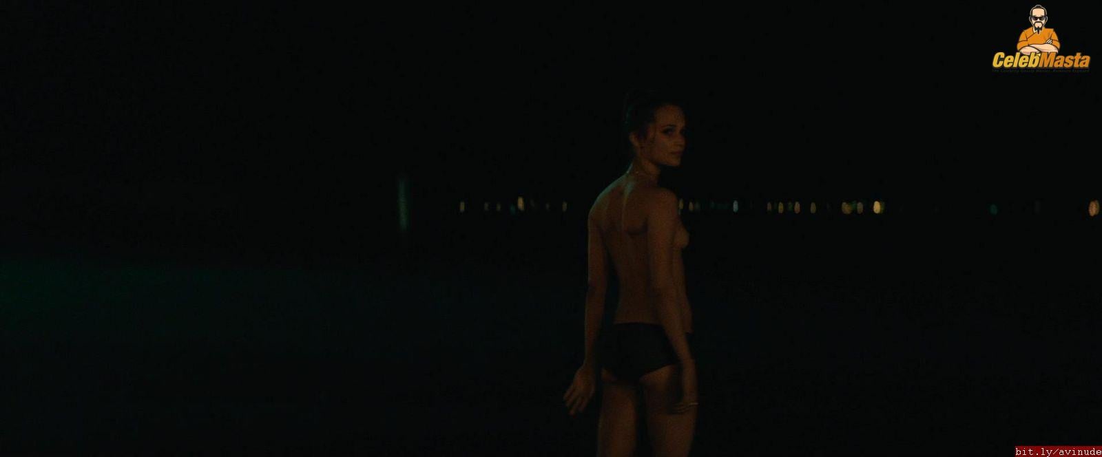 Alicia Vikander