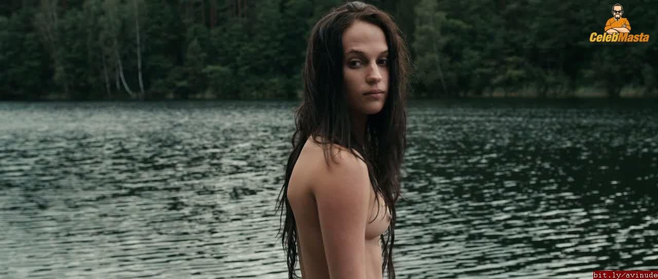 Alicia Vikander