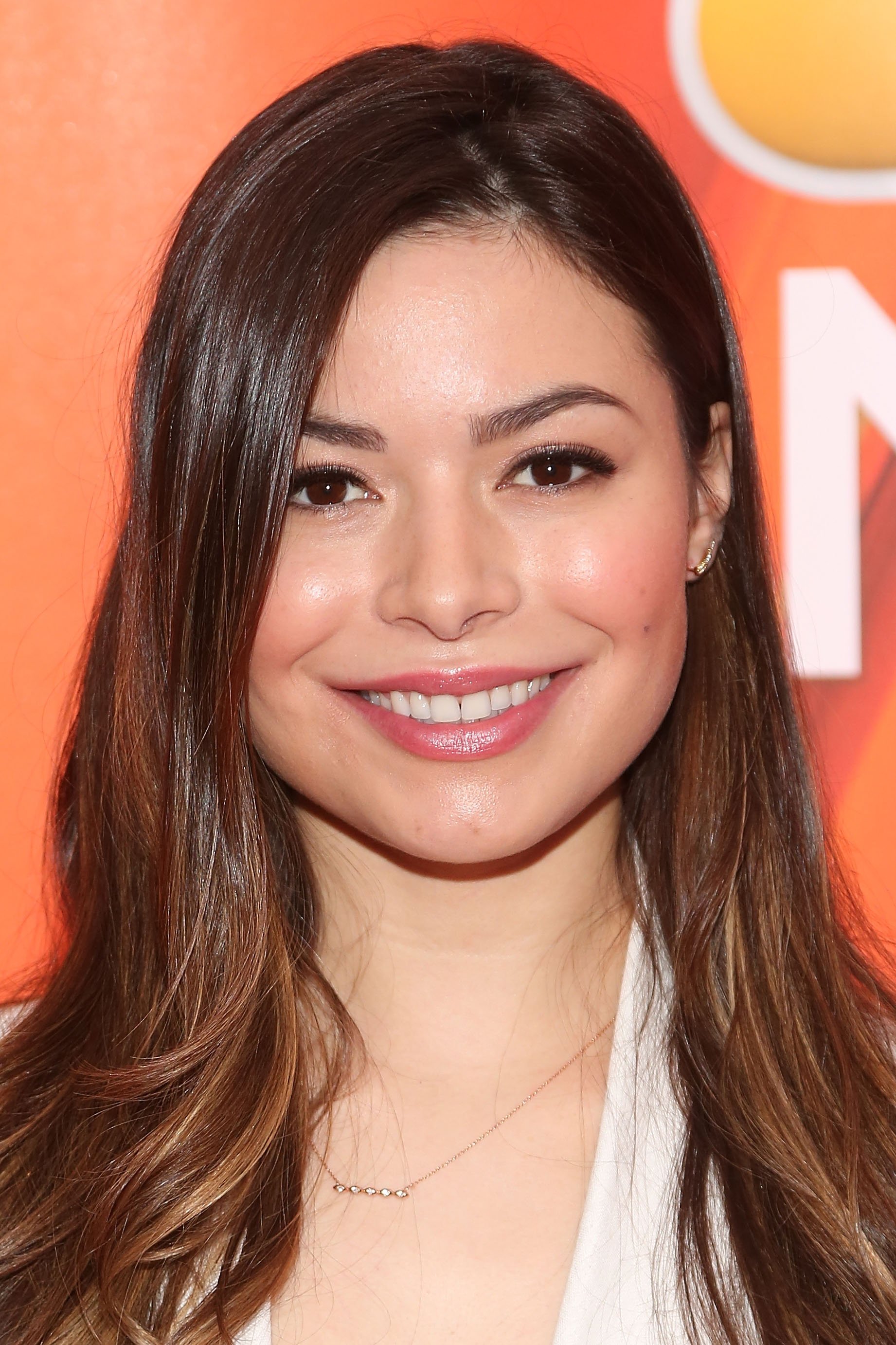 Miranda Cosgrove Nude Photos And Videos 