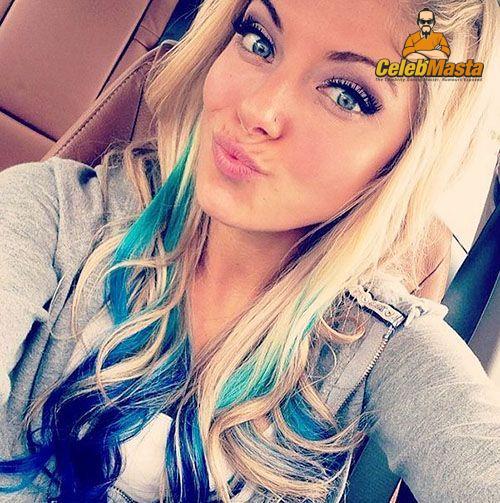Alexa Bliss (Alexis Cabrera)