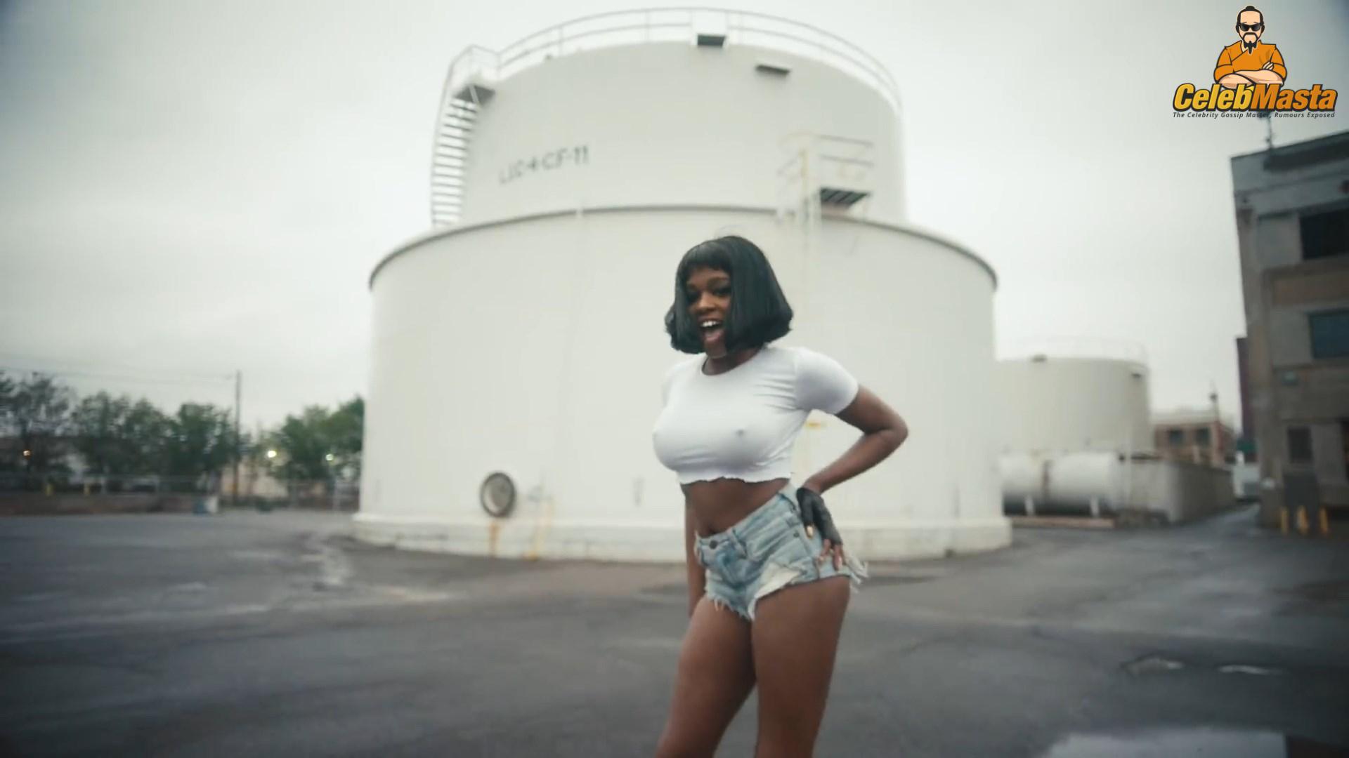Azealia Banks