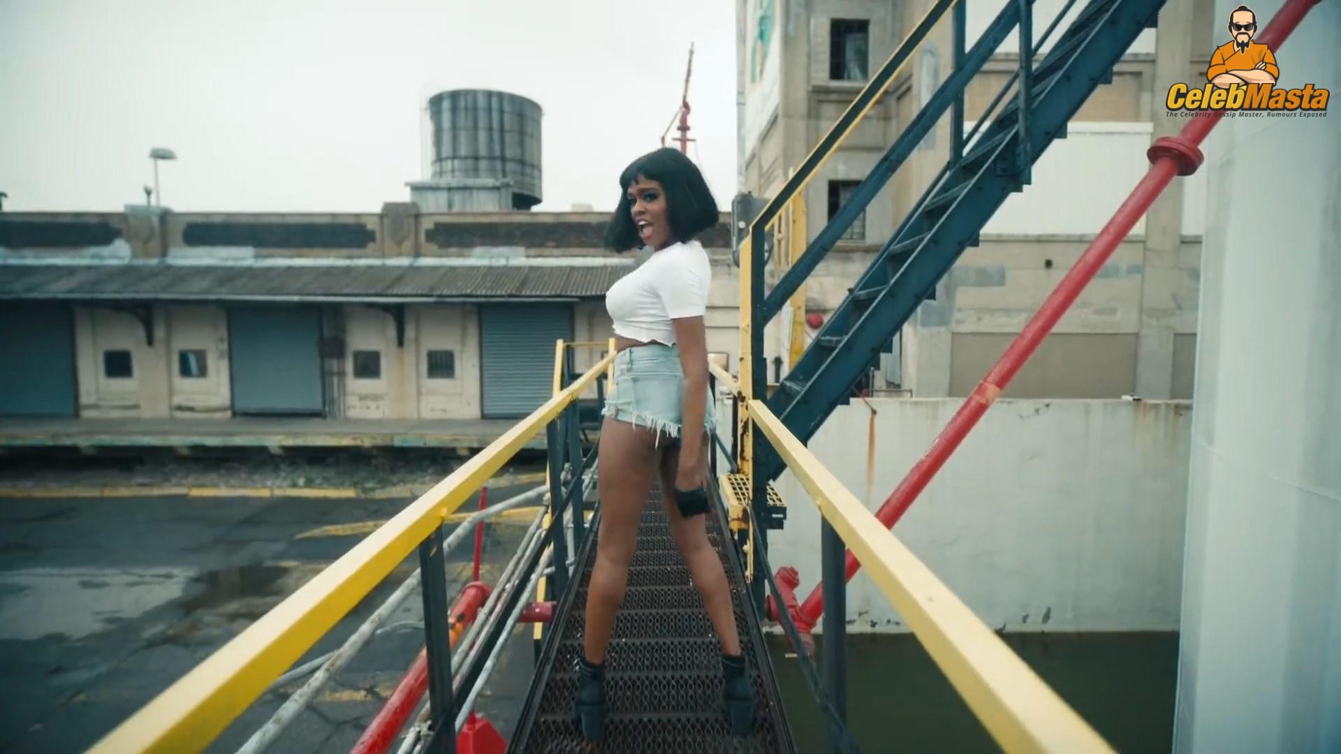 Azealia Banks
