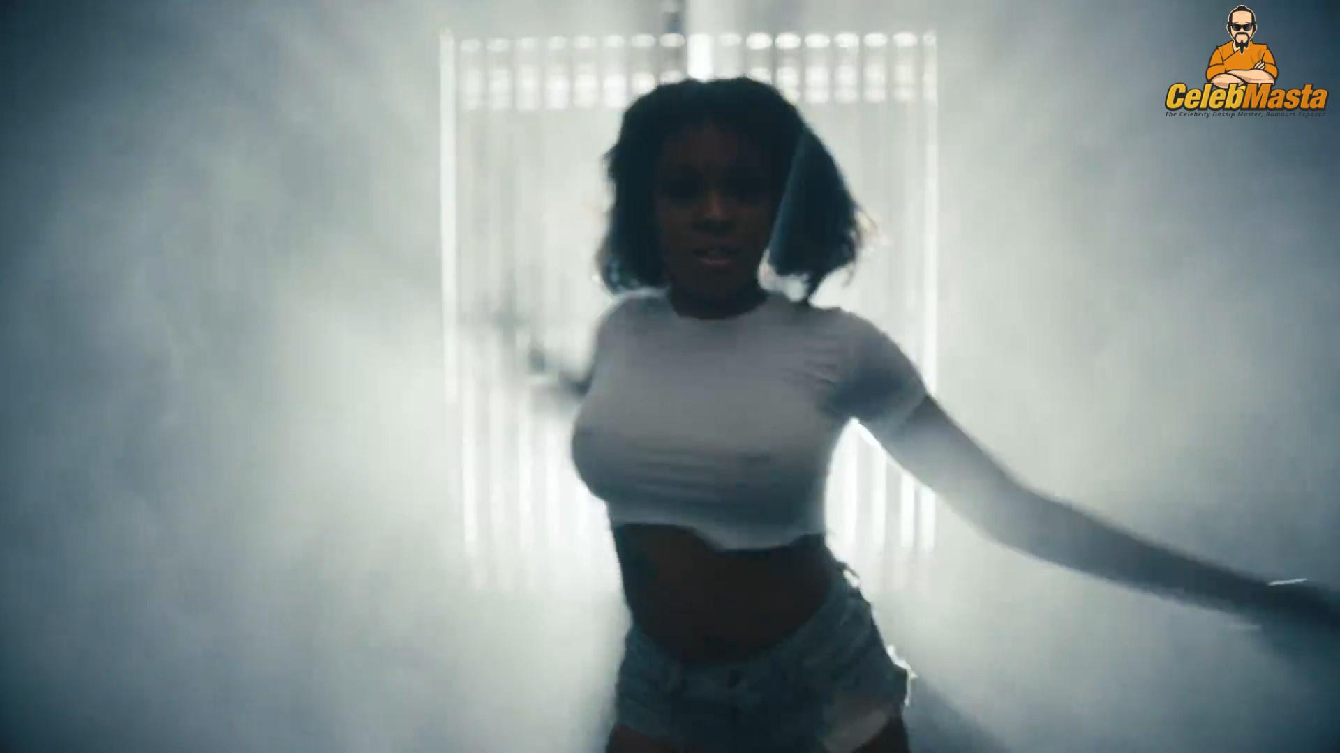Azealia Banks