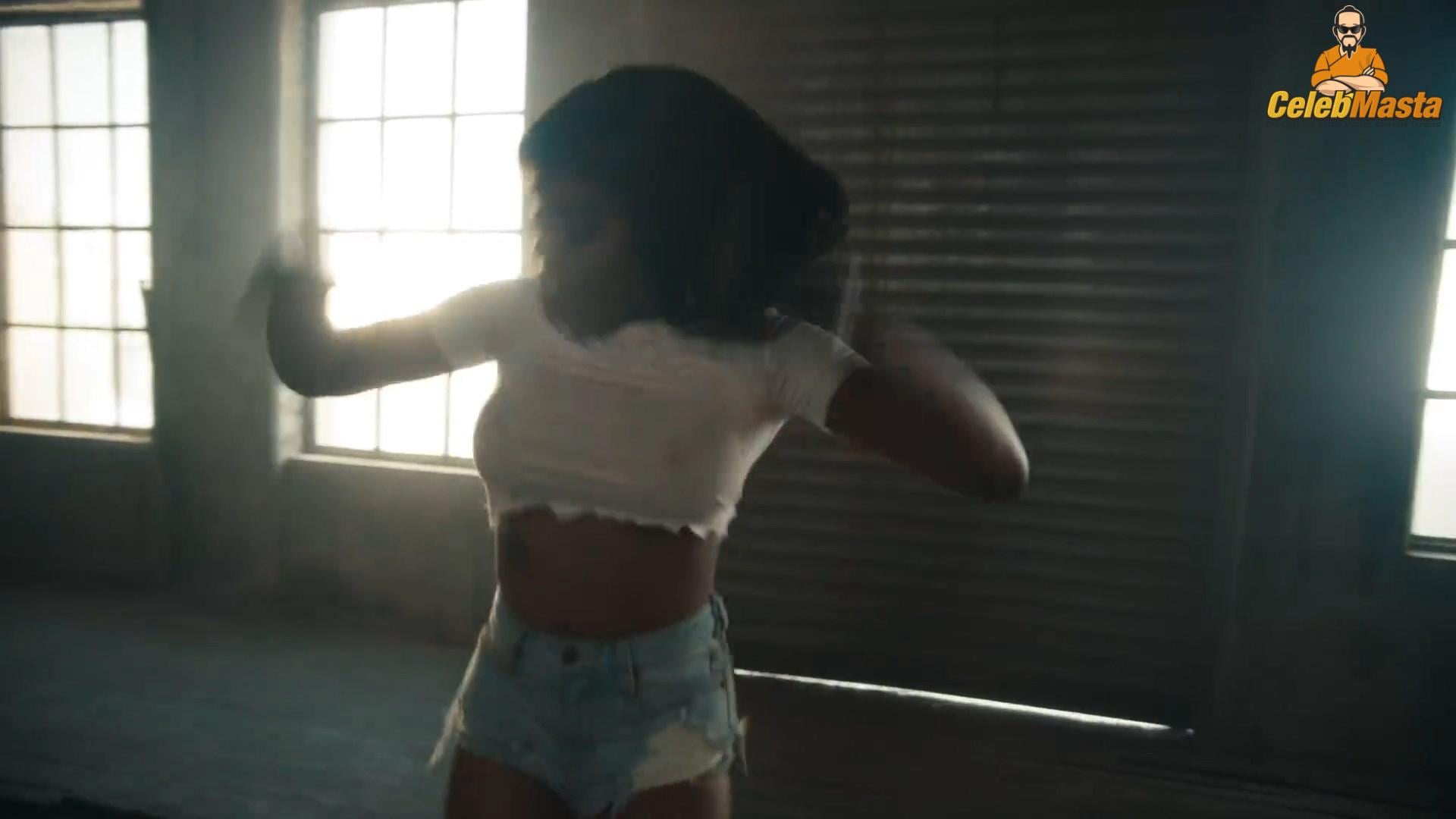 Azealia Banks