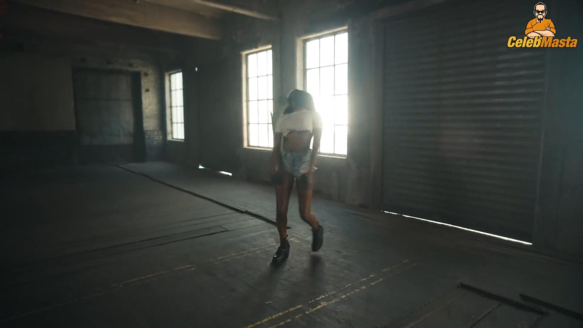 Azealia Banks