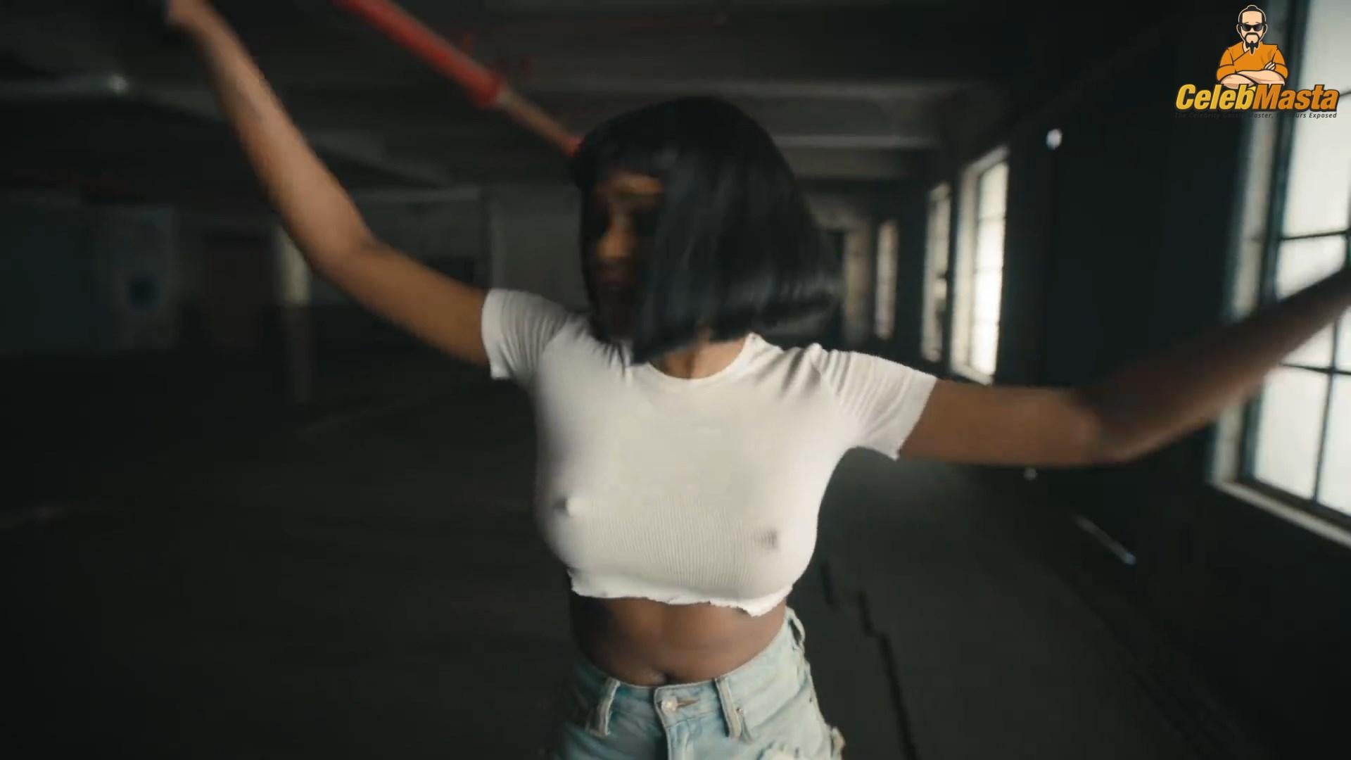 Azealia Banks
