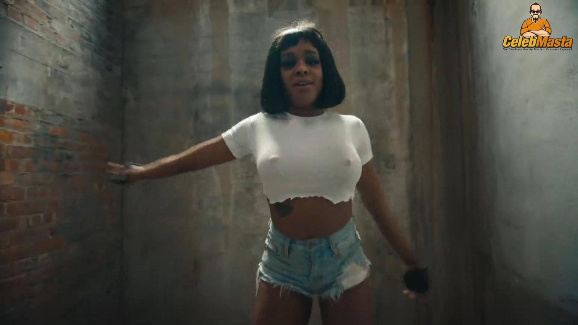 Azealia Banks