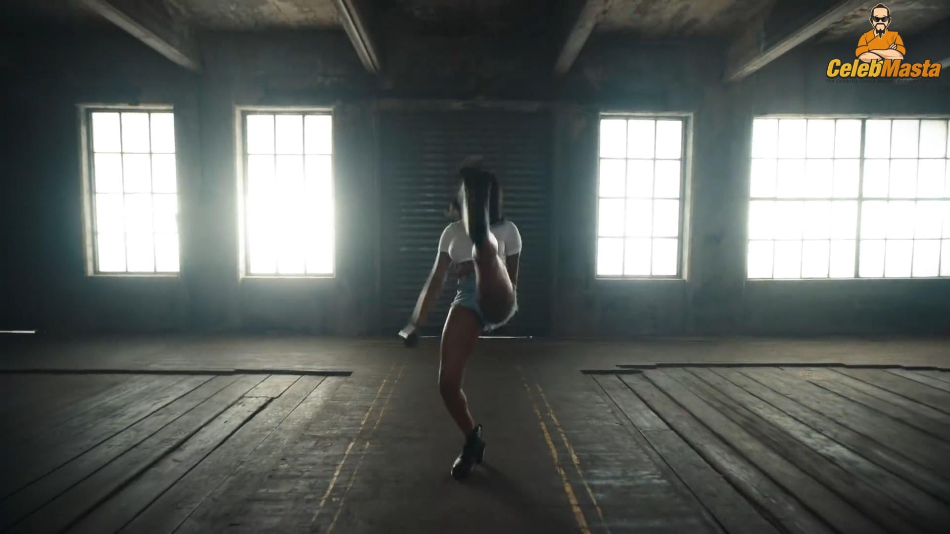 Azealia Banks