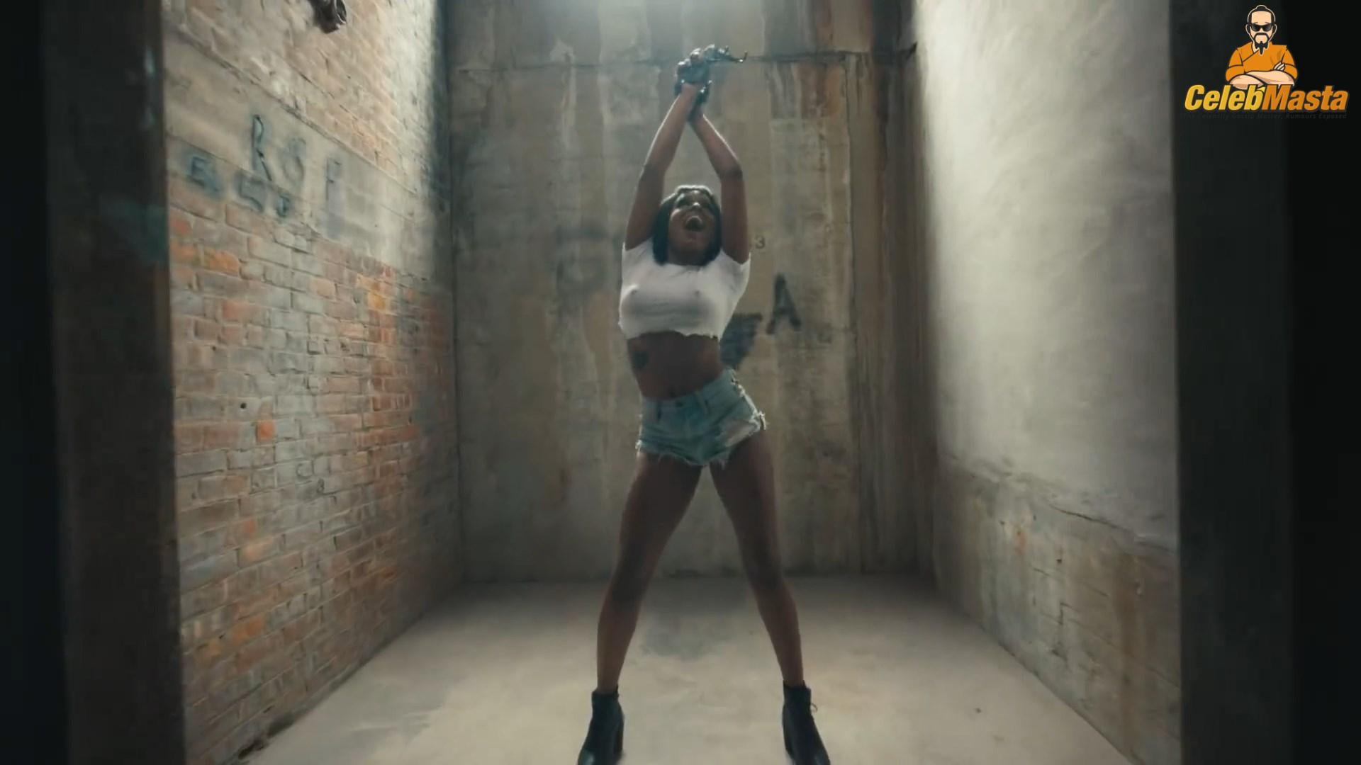 Azealia Banks