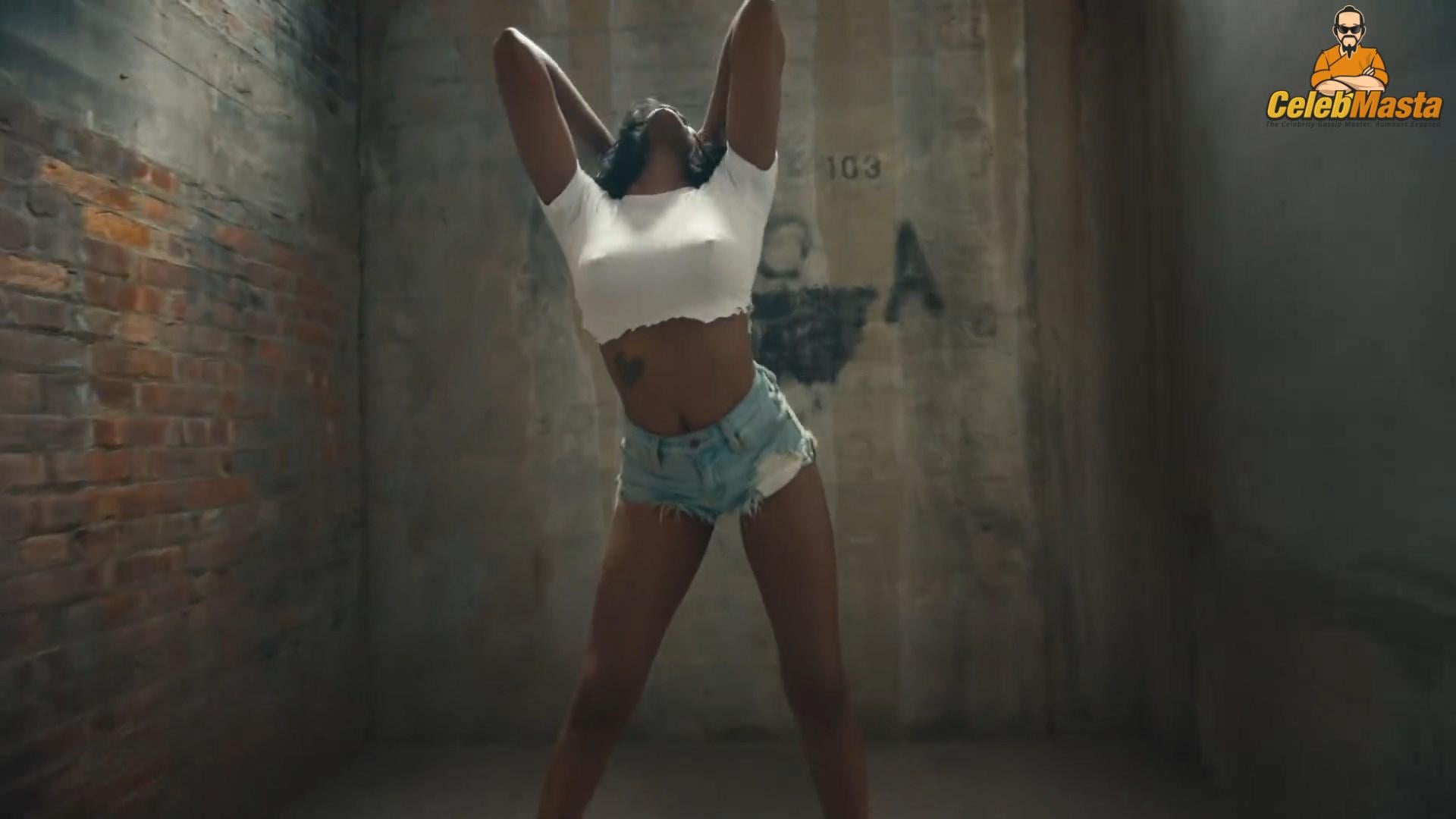Azealia Banks