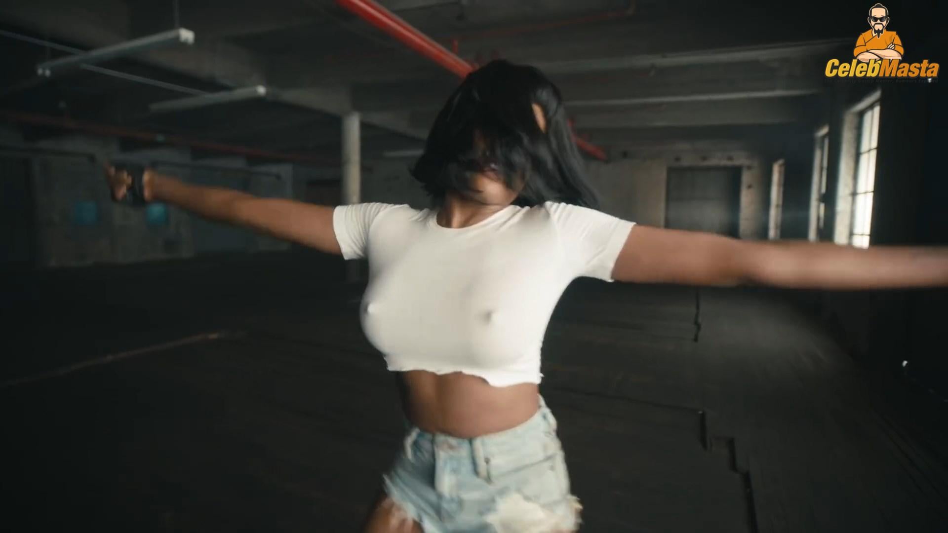 Azealia Banks