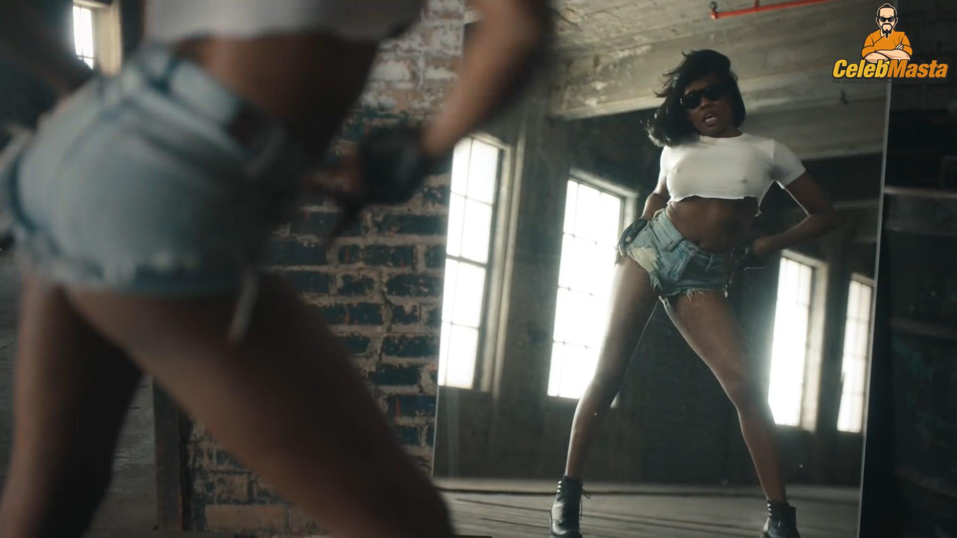 Azealia Banks