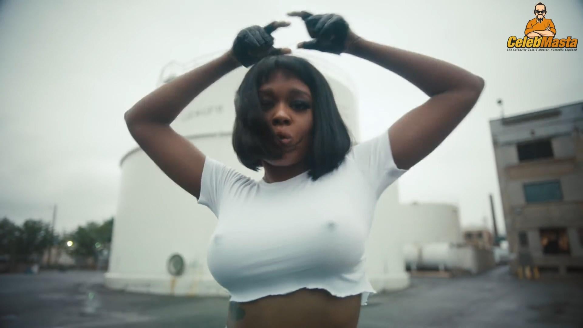 Azealia Banks